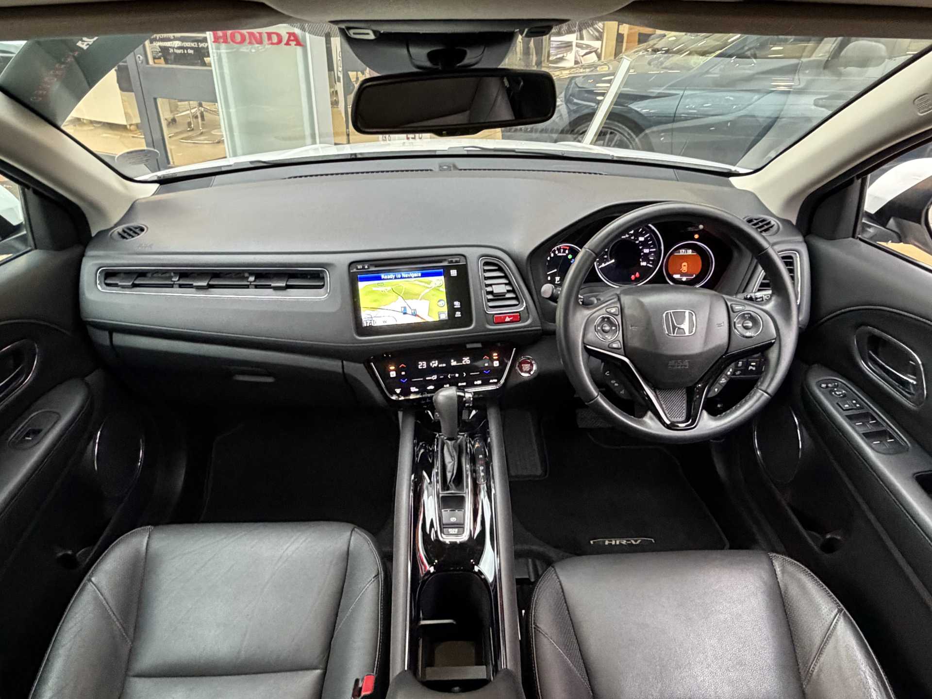Honda HR-V 1.5 i-VTEC EX CVT 5dr - Image 4