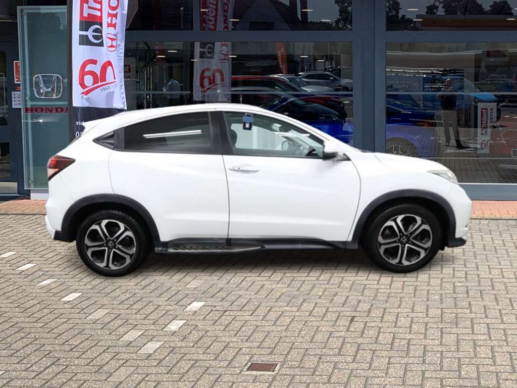 Honda HR-V 1.5 i-VTEC EX CVT 5dr - Image 5