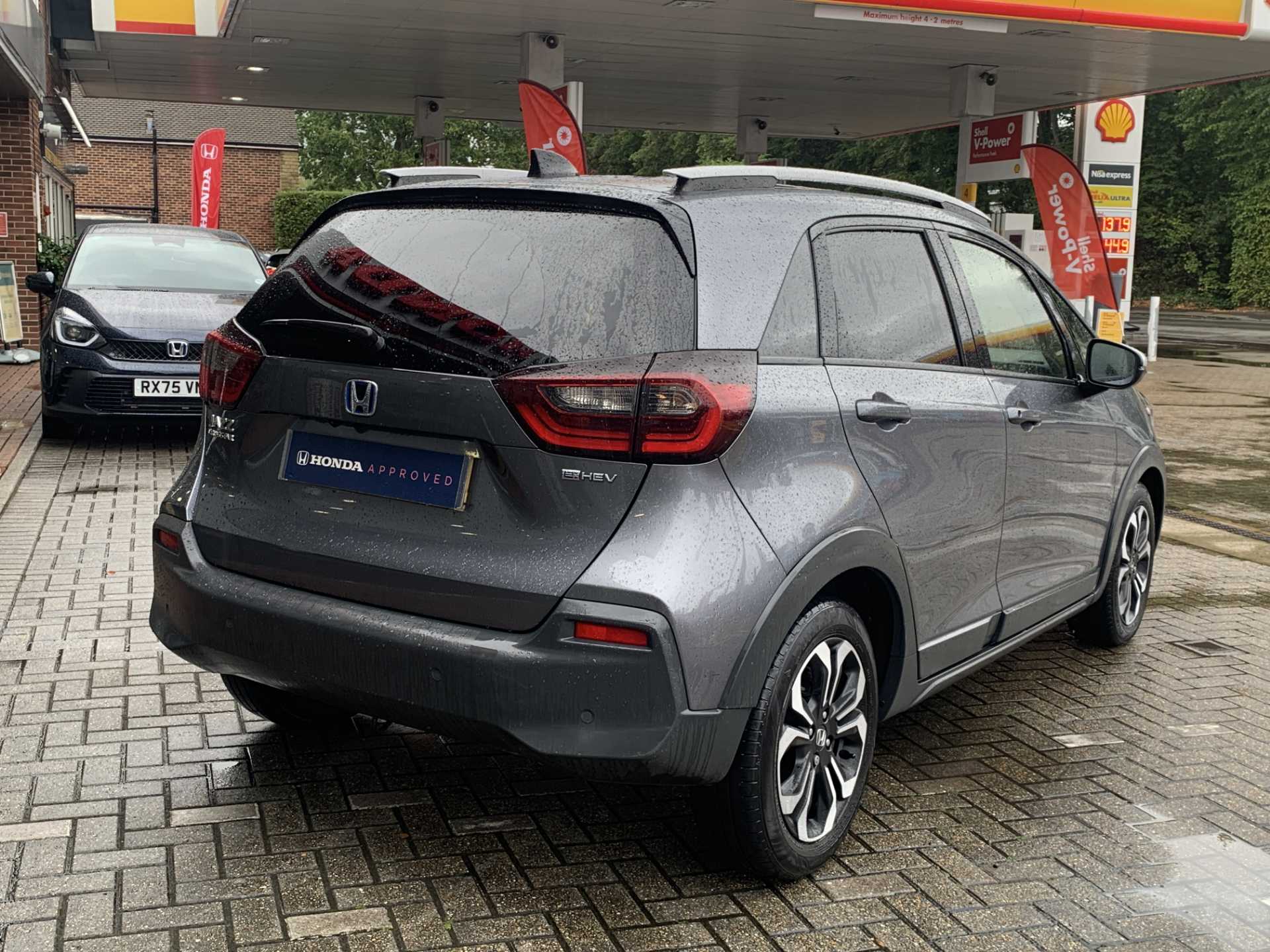 Honda Jazz 1.5 i-MMD Hybrid Crosstar EX 5dr eCVT - Image 12