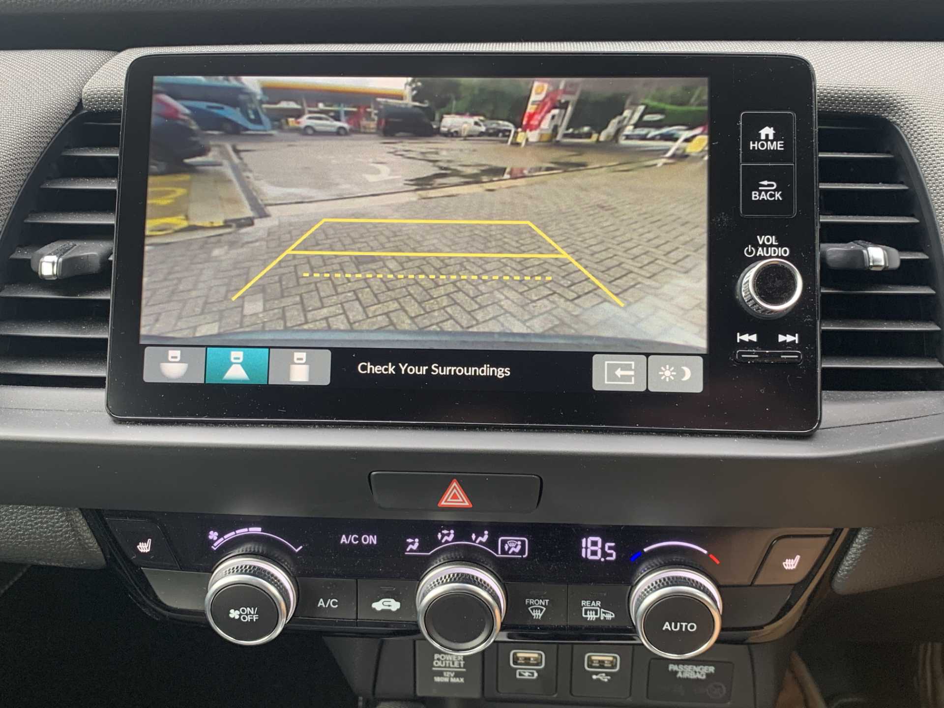 Honda Jazz 1.5 i-MMD Hybrid Crosstar EX 5dr eCVT - Image 14