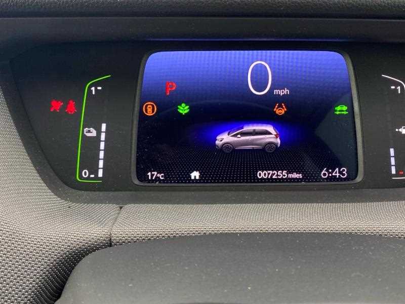 Honda JAZZ 1.5 i-MMD Hybrid Crosstar EX 5dr eCVT - Image 4