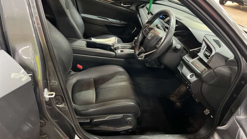 Honda Civic 1.5 VTEC Turbo Prestige 5dr CVT - Image 2