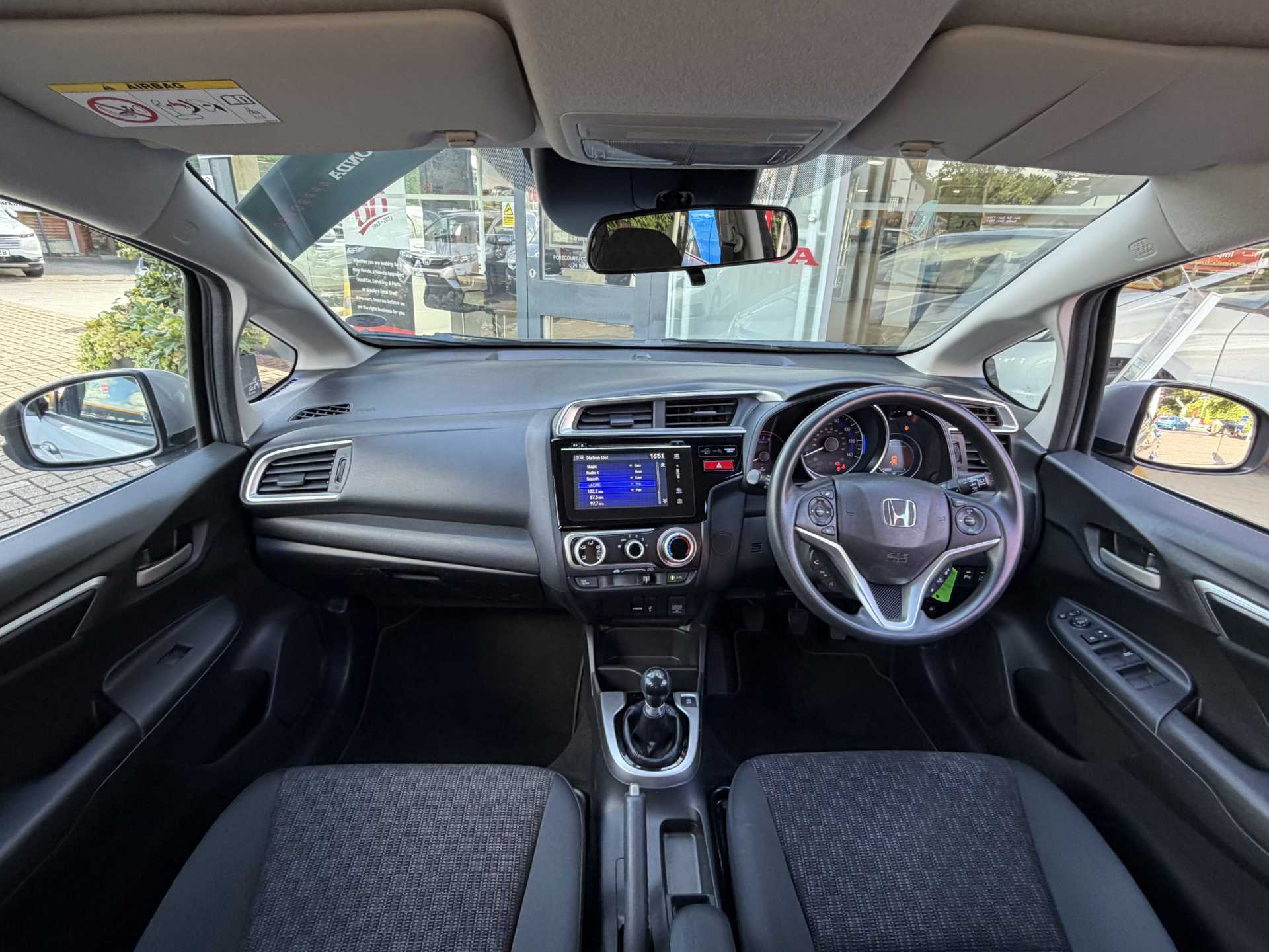 Honda Jazz 1.3 SE 5dr - Image 4