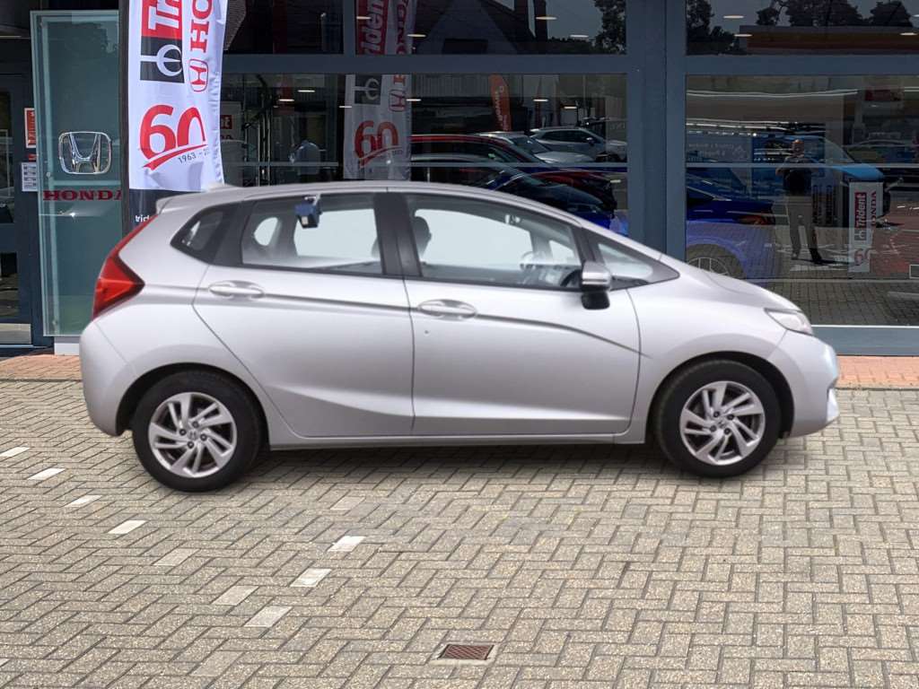 Honda Jazz 1.3 SE 5dr - Image 5