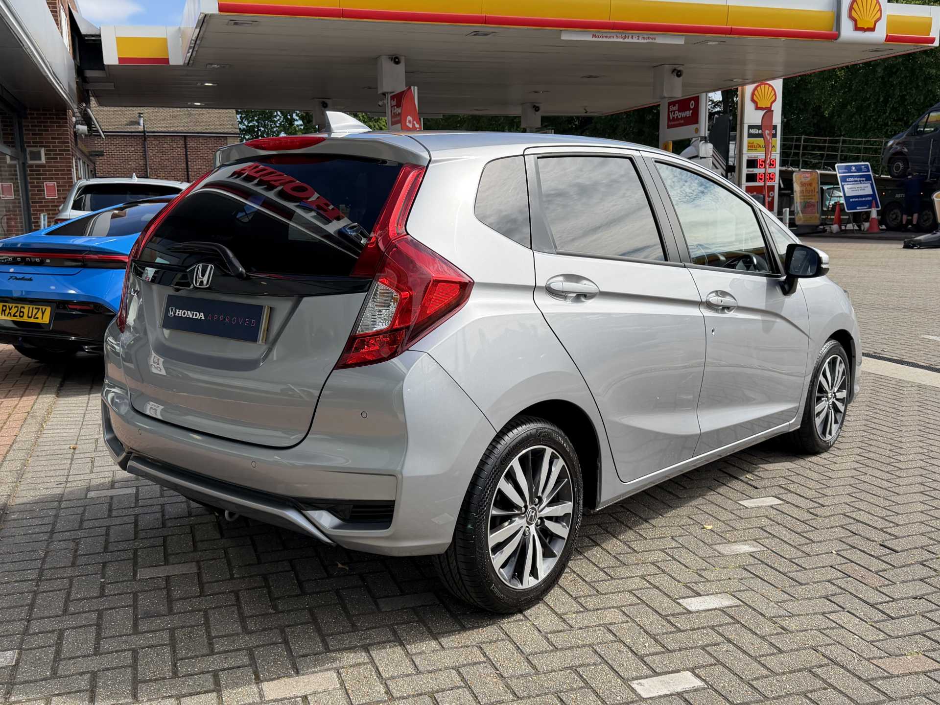 Honda Jazz 1.3 i-VTEC EX Navi 5dr CVT - Image 12