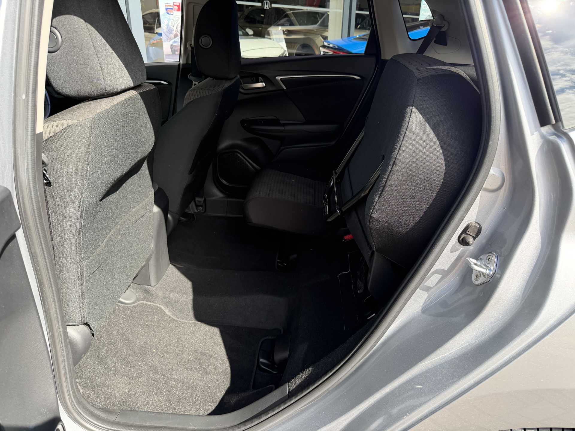 Honda Jazz 1.3 i-VTEC EX Navi 5dr CVT - Image 18