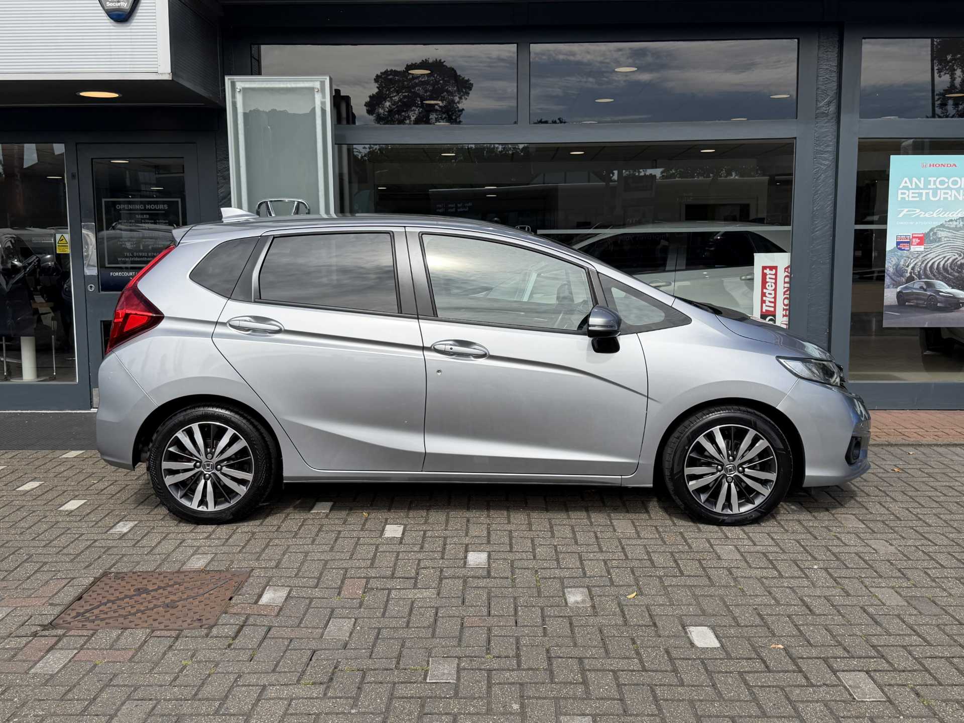 Honda Jazz 1.3 i-VTEC EX Navi 5dr CVT - Image 5