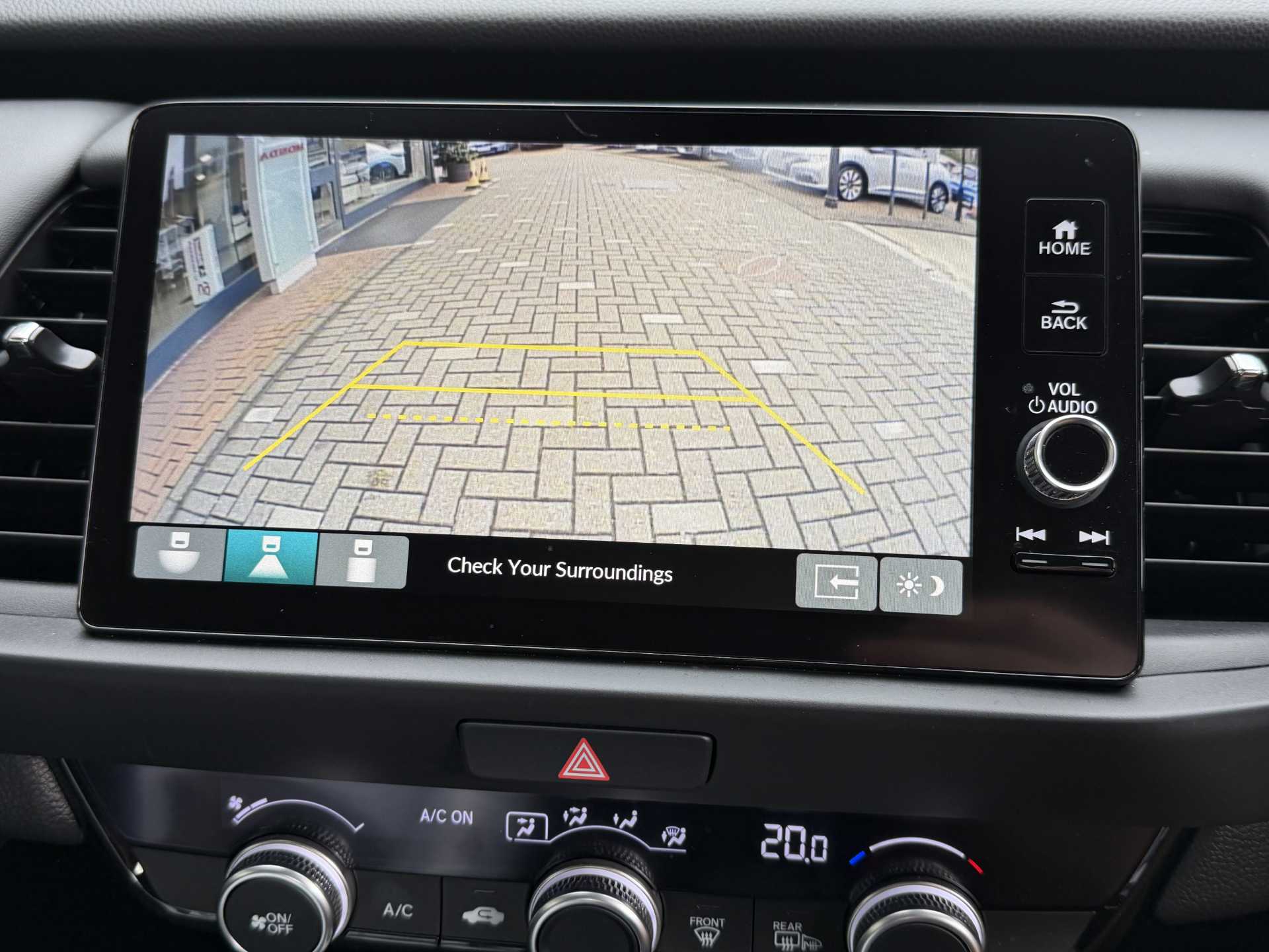 Honda Jazz 1.5 i-MMD Hybrid SR 5dr eCVT - Image 14