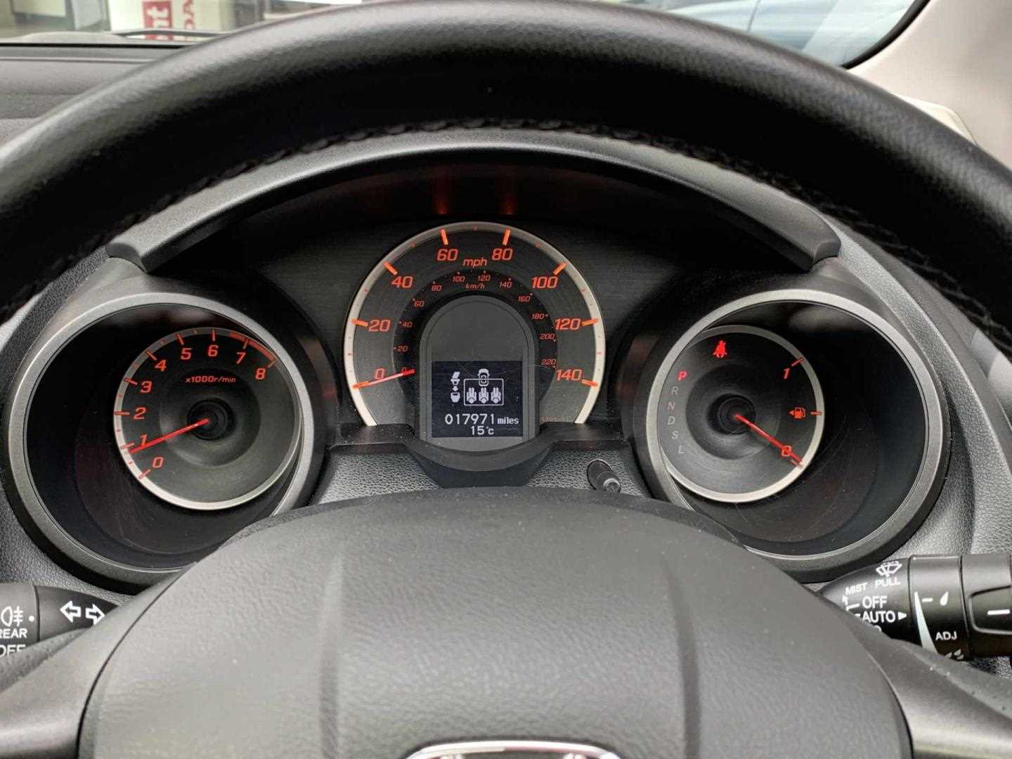 Honda Jazz 1.4 i-VTEC EX 5dr CVT - Image 11