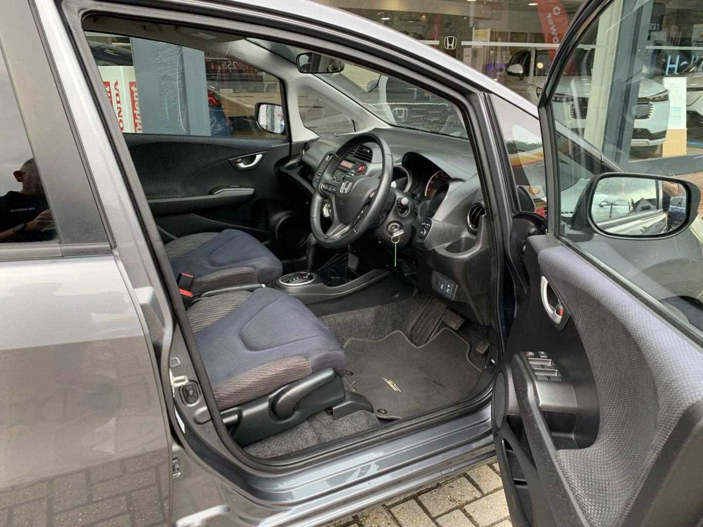 Honda Jazz 1.4 i-VTEC EX 5dr CVT - Image 15