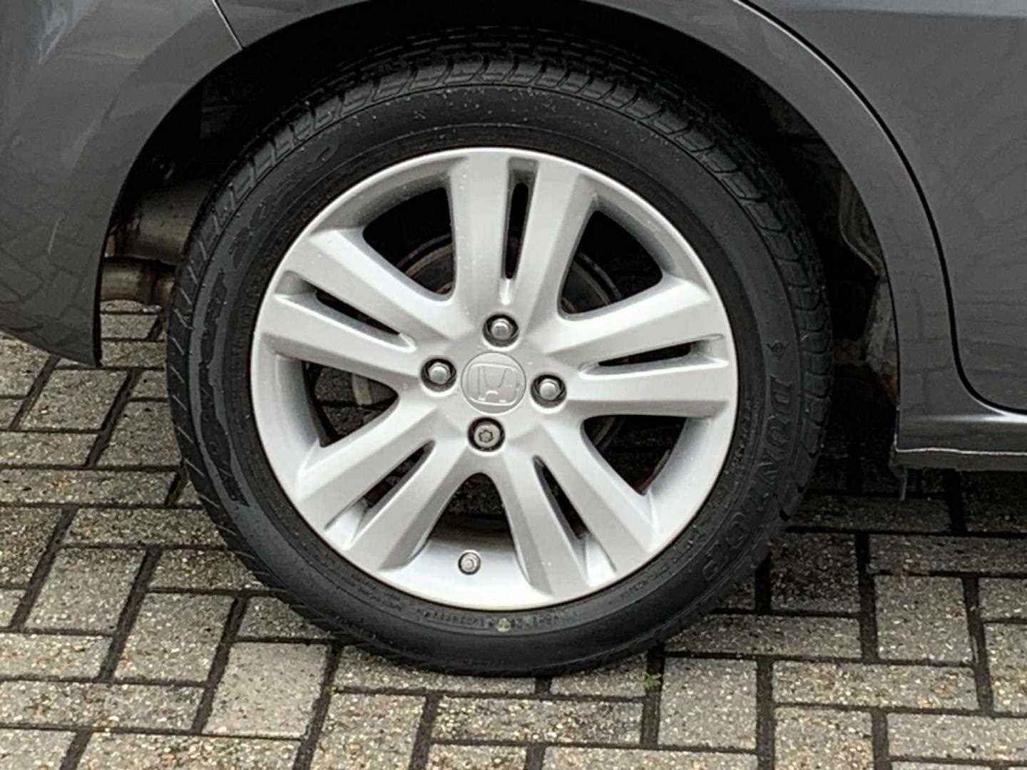 Honda Jazz 1.4 i-VTEC EX 5dr CVT - Image 9
