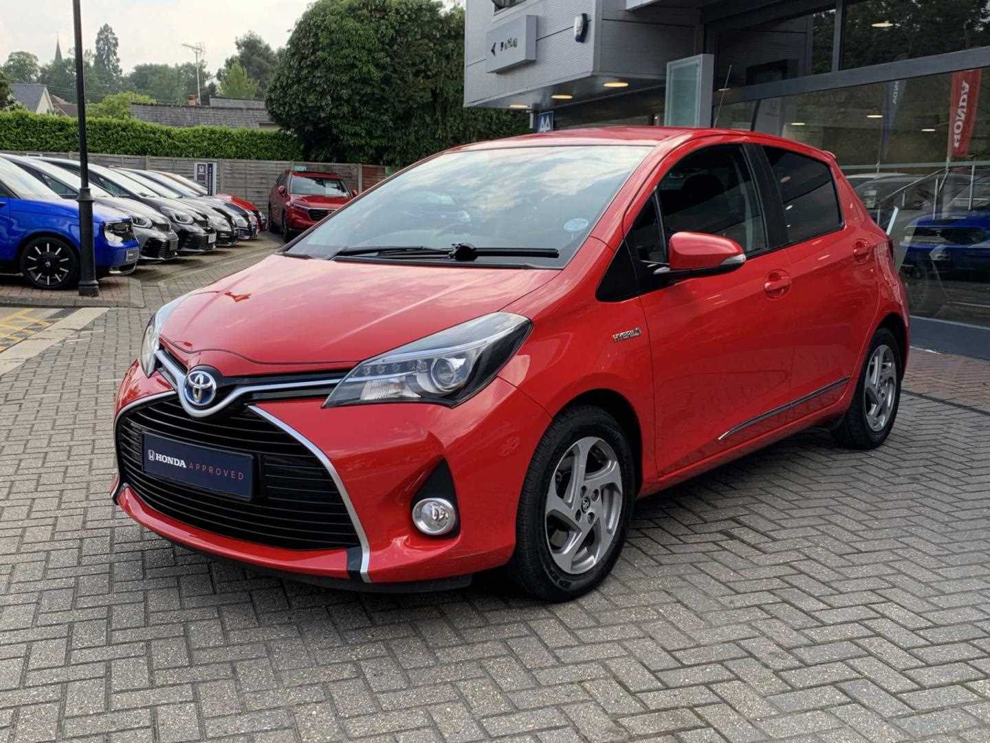 Toyota YARIS 1.5 Hybrid Excel 5dr CVT [Nav] - Image 10