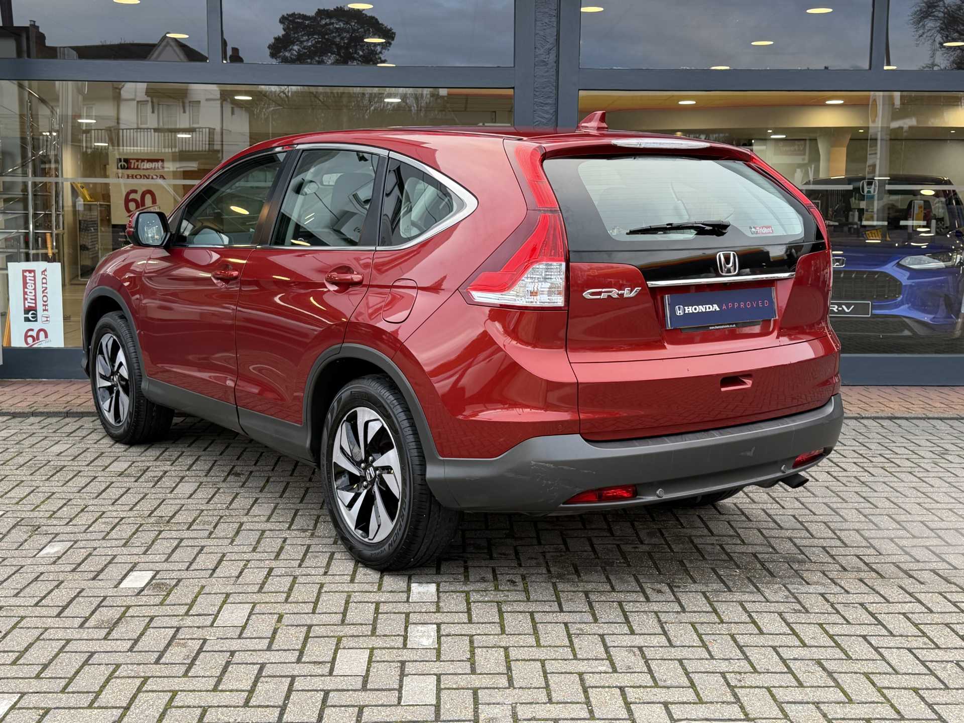 Honda CR-V 2.0 i-VTEC SE 5dr Auto - Image 3