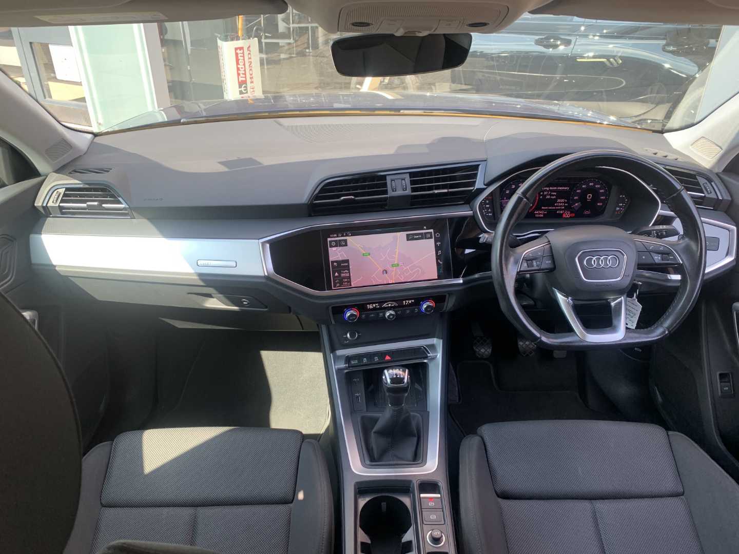 Audi Q3 35 TFSI Sport 5dr - Image 4