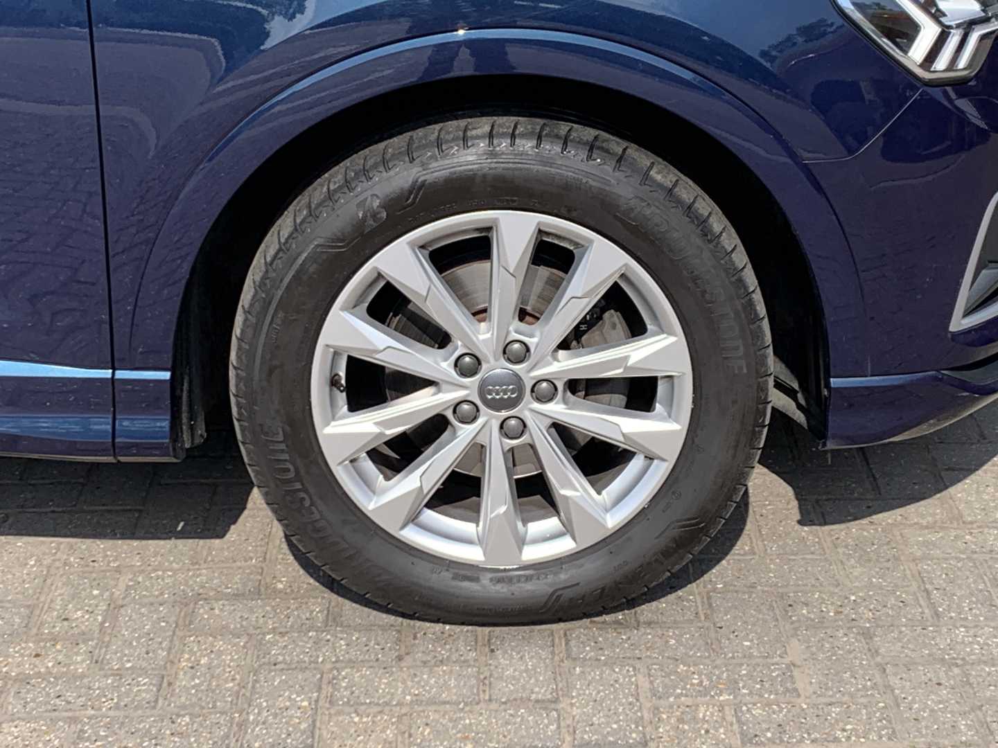 Audi Q3 35 TFSI Sport 5dr - Image 9
