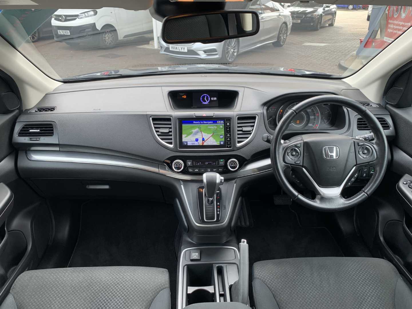 Honda CR-V 2.0 i-VTEC SE Plus 5dr Auto [Nav] - Image 3