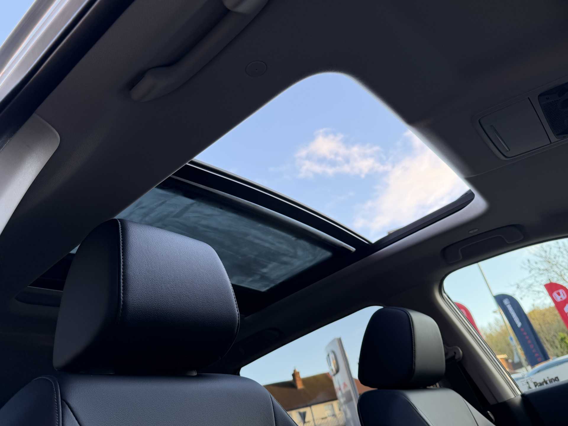 Honda CR-V 2.0 eHEV Advance 5dr eCVT - Image 18