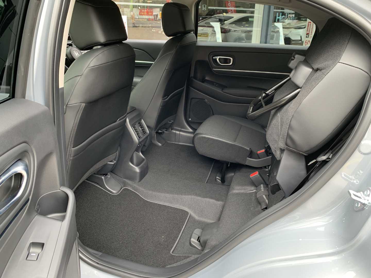 Honda HR-V 1.5 eHEV Advance 5dr CVT - Image 18
