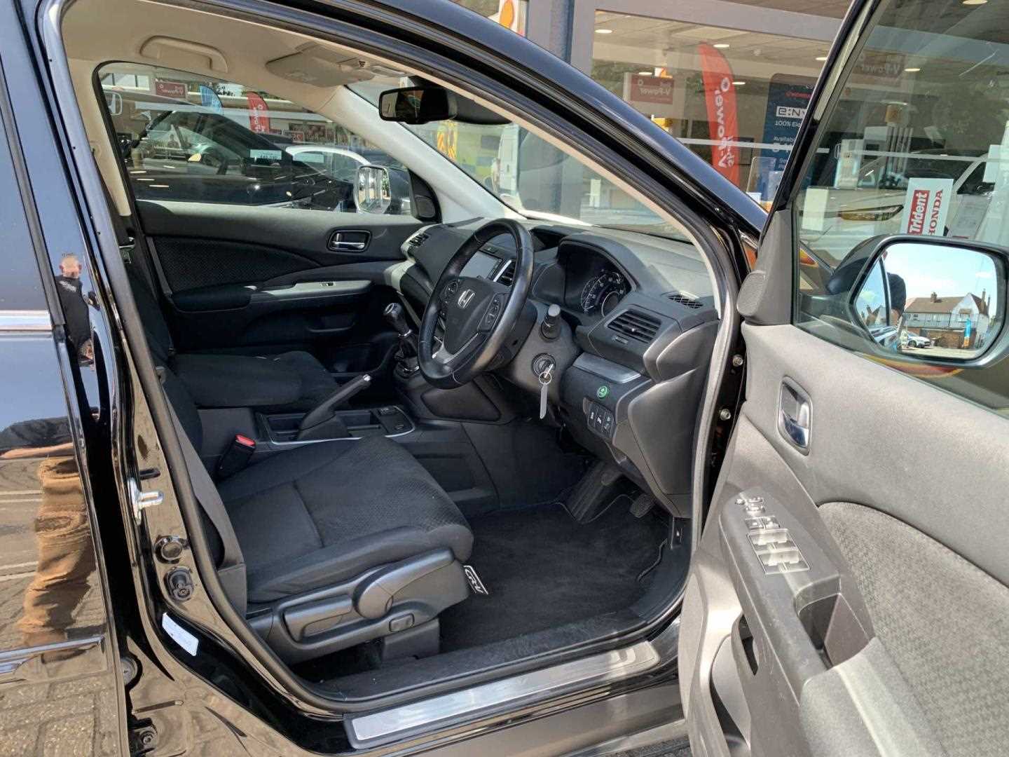 Honda CR-V 1.6 i-DTEC 160 SE 5dr - Image 15