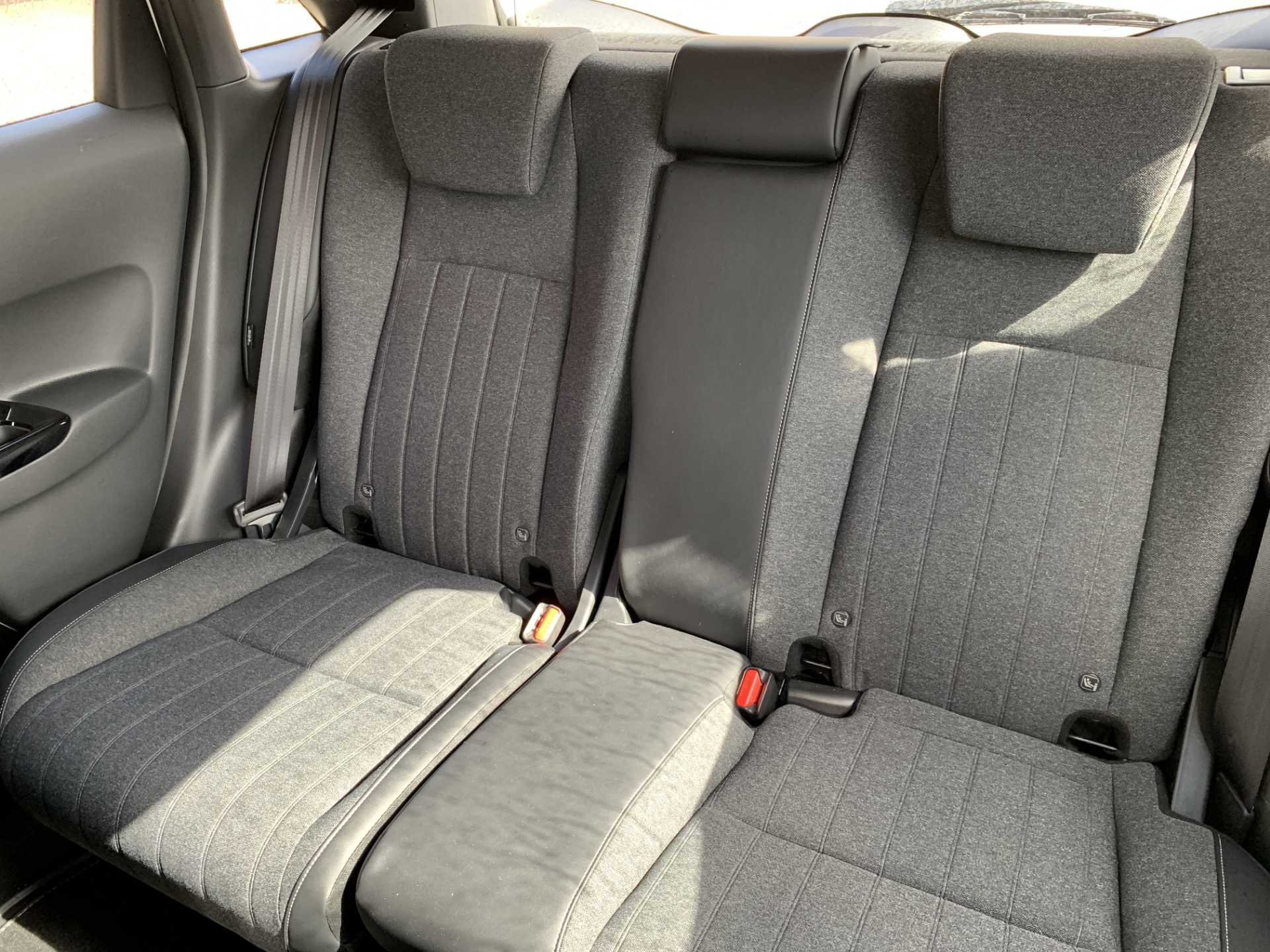 Honda Jazz 1.5 i-MMD Hybrid EX 5dr eCVT - Image 8