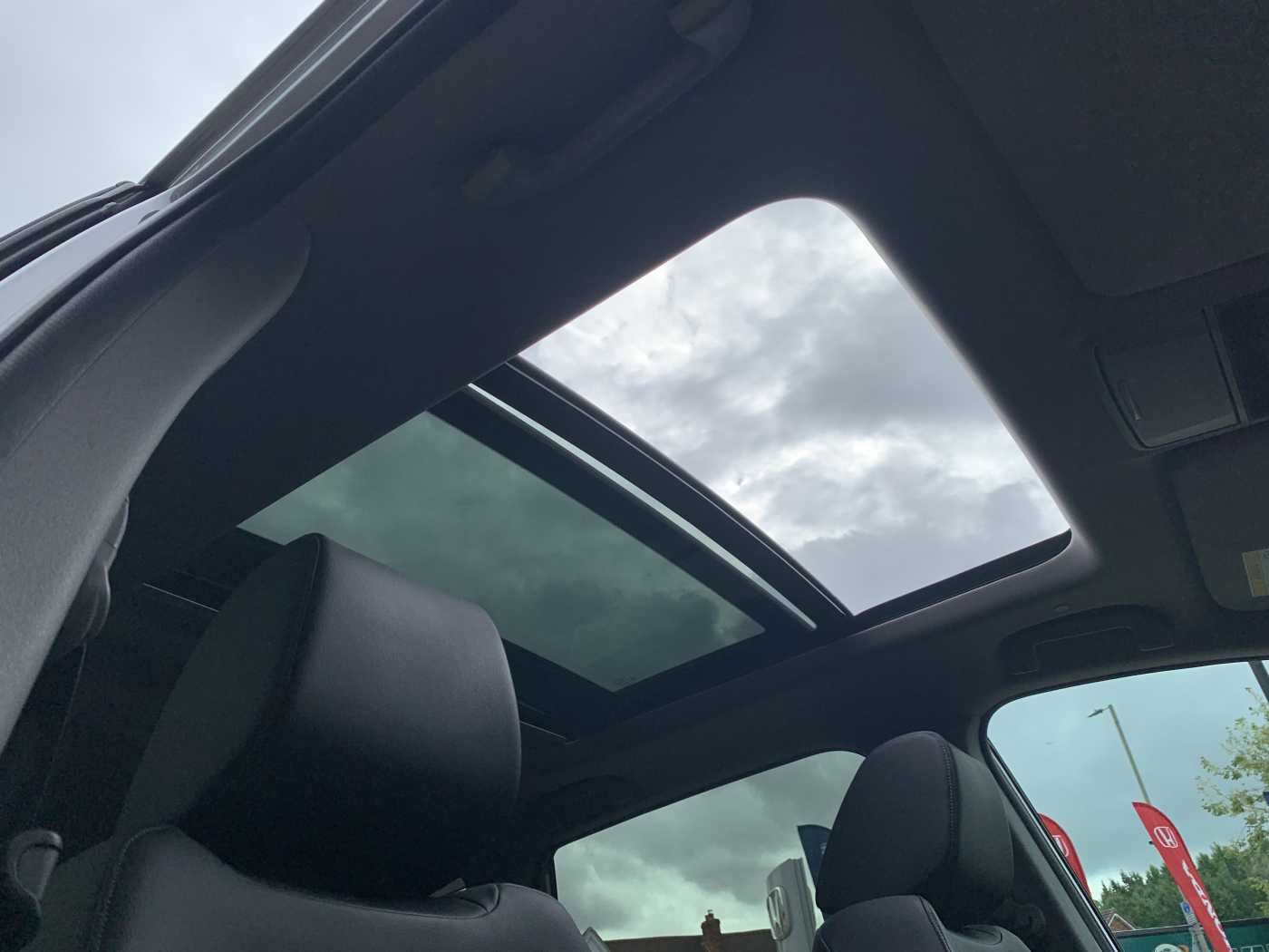 Honda CR-V 1.5 VTEC Turbo EX 5dr CVT - Image 18