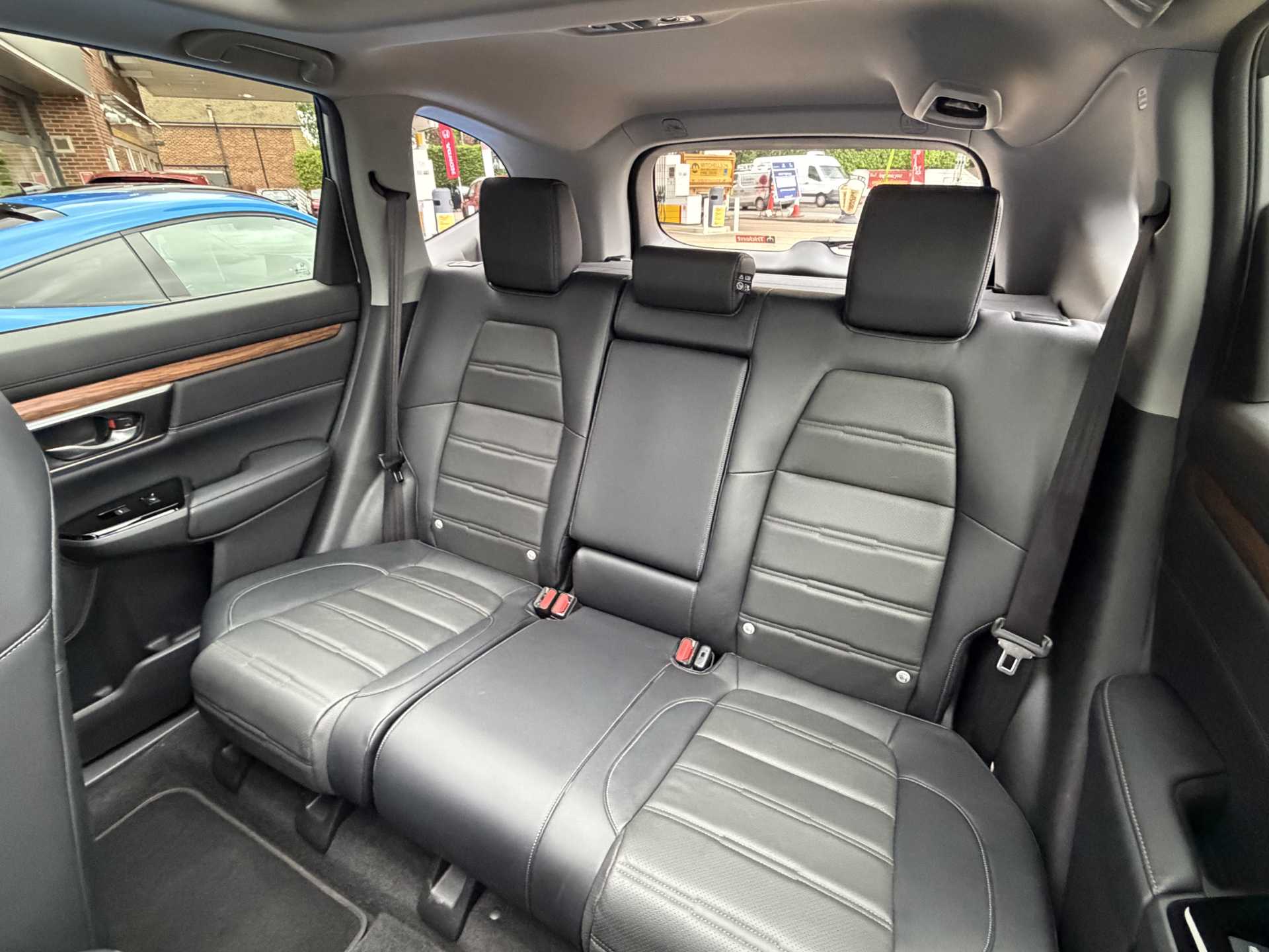 Honda CR-V 1.5 VTEC Turbo EX 5dr CVT - Image 8