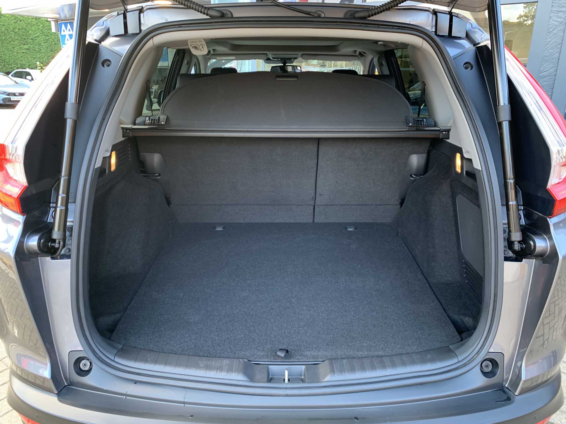 Honda CR-V 2.0 i-MMD Hybrid EX 5dr eCVT - Image 13