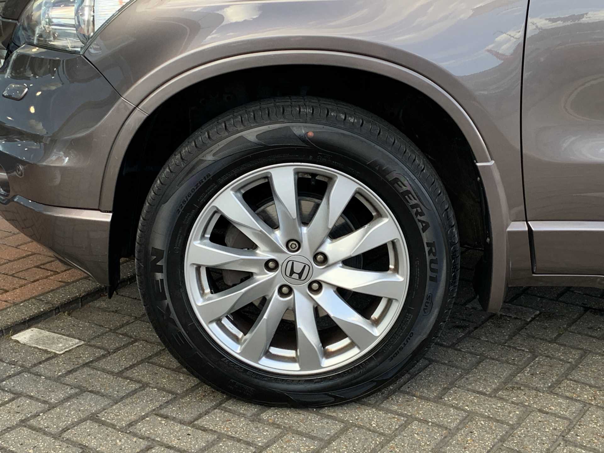 Honda CR-V 2.0 i-VTEC EX 5dr Auto - Image 9
