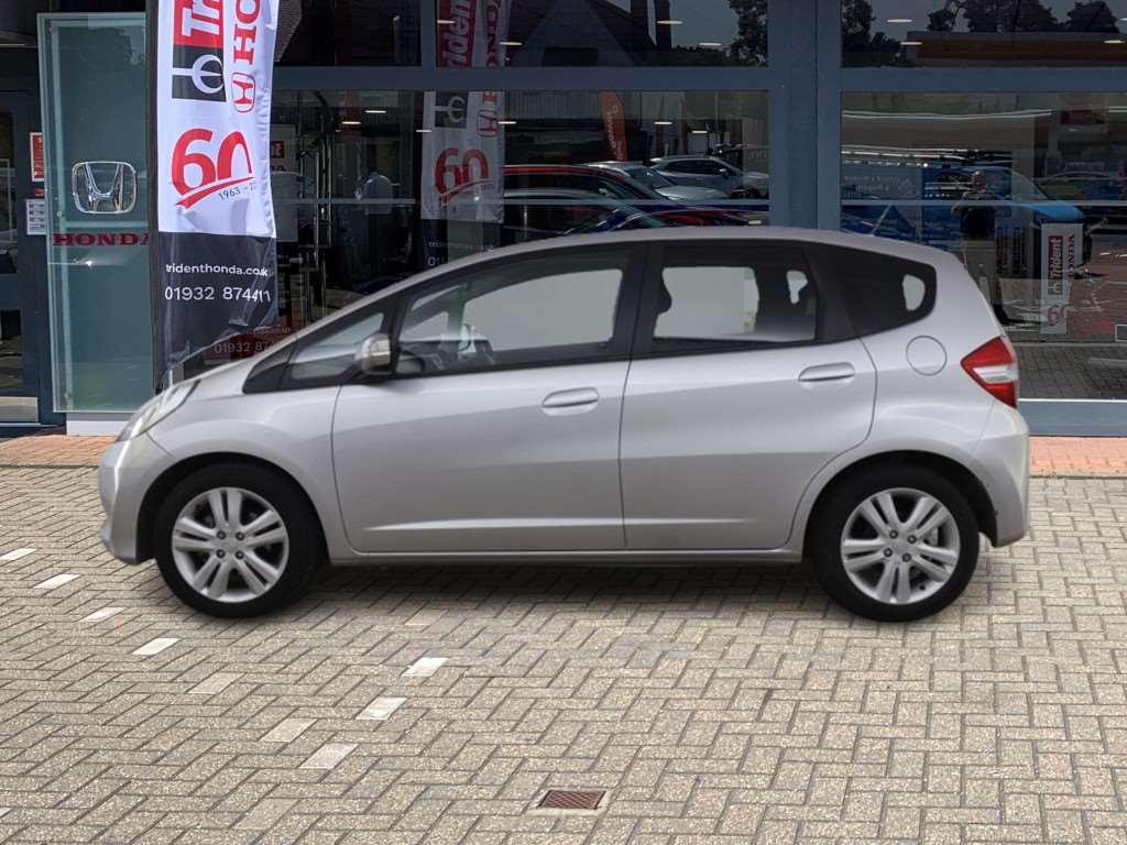 Honda Jazz 1.4 i-VTEC ES Plus 5dr CVT - Image 11