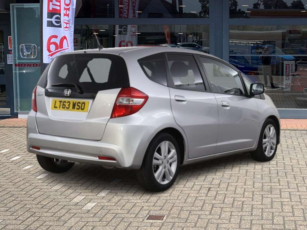 Honda Jazz 1.4 i-VTEC ES Plus 5dr CVT - Image 7