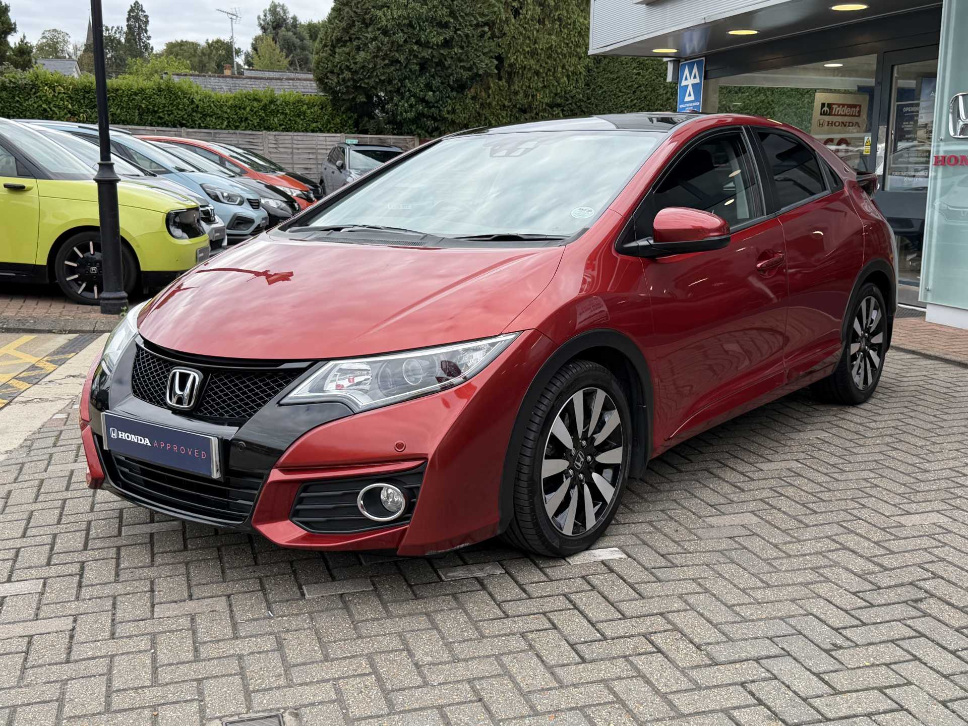 Honda Civic 1.8 i-VTEC SR 5dr Auto - Image 10
