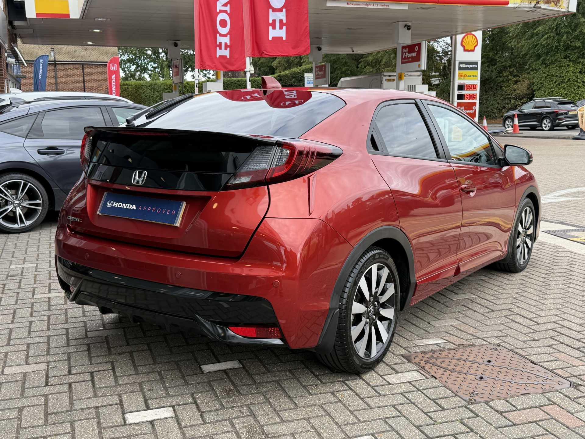 Honda Civic 1.8 i-VTEC SR 5dr Auto - Image 12