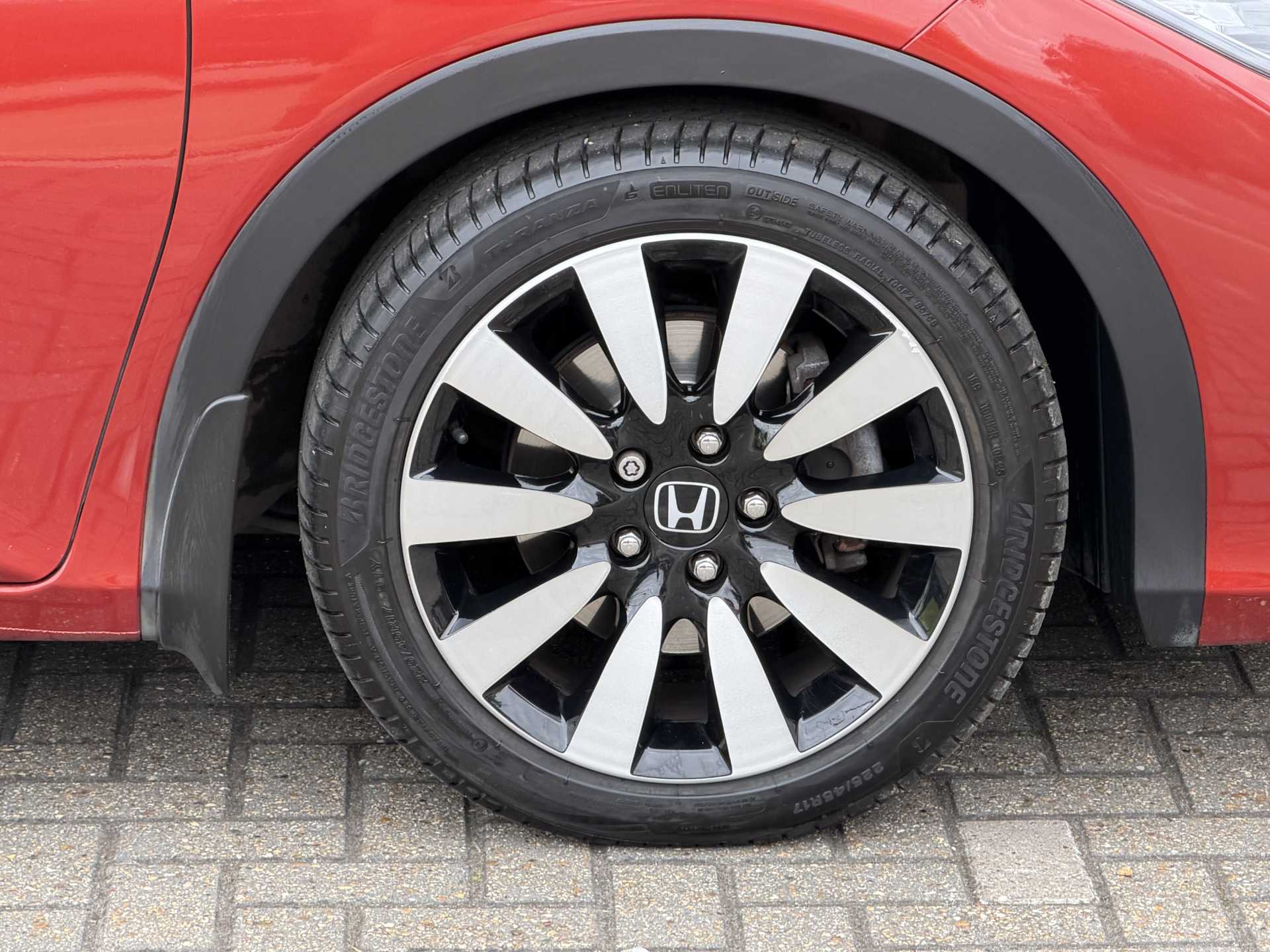 Honda Civic 1.8 i-VTEC SR 5dr Auto - Image 9