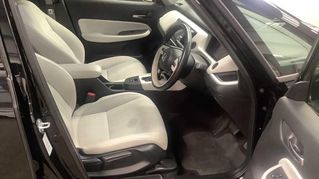 Honda JAZZ 1.5 i-MMD Hybrid EX 5dr eCVT - Image 2
