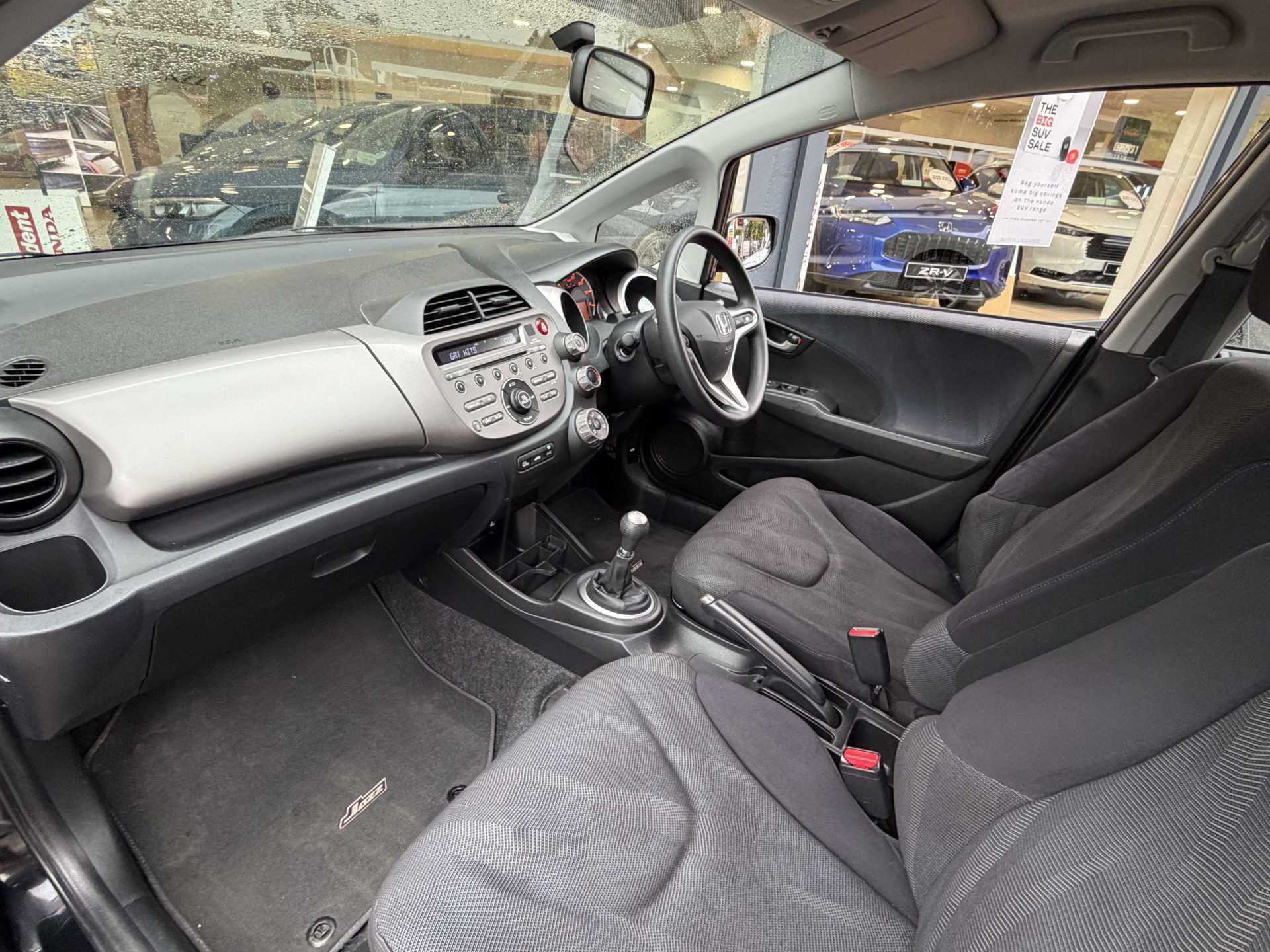 Honda Jazz 1.4 i-VTEC ES 5dr - Image 2