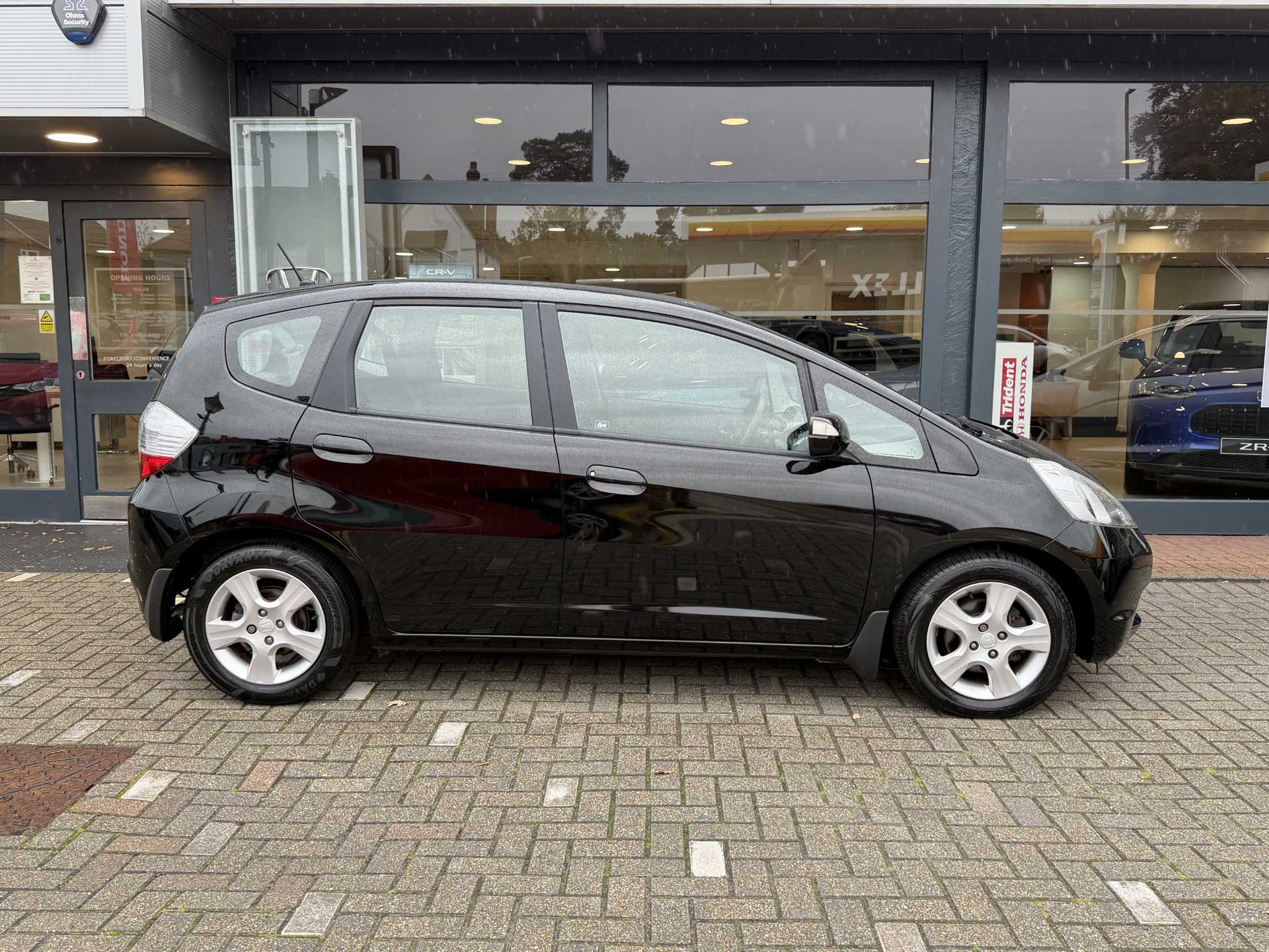 Honda Jazz 1.4 i-VTEC ES 5dr - Image 5